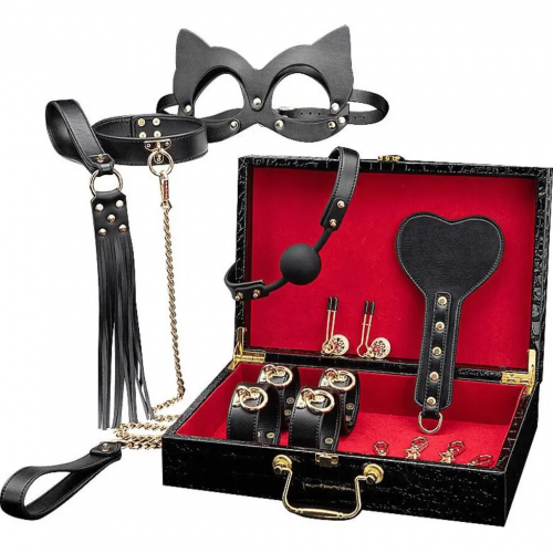 Kit BDSM em Couro com Maleta: 8 Itens (Algemas, Máscara, Coleira, Chicote e mais)