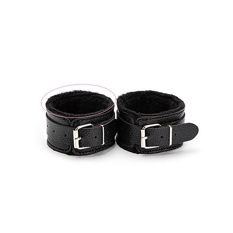 Kit BDSM Sado Completo 8 Peças - Coleira, Algemas, Corda e Chicote