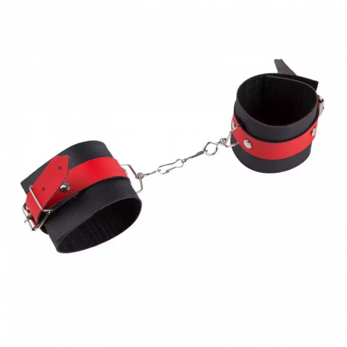 Algemas de Couro Sintético com Metal Ajustáveis - Para Prazer e Sedução Algemas de Couro Sintético com Metal Ajustáveis - Para Prazer e Sedução