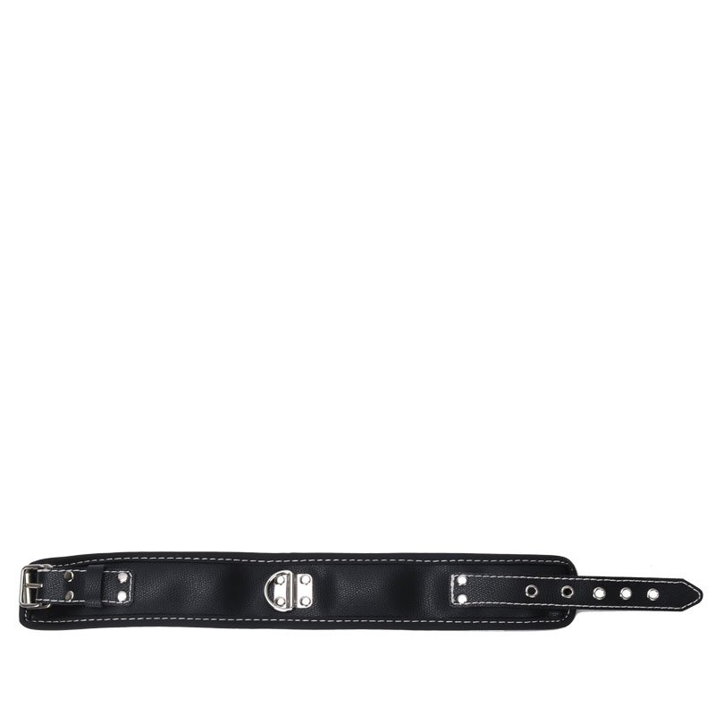 Kit Bondage 7 Peças em Couro Sintético Preto - Venda, Mordaça, Algemas e Mais Transforme suas noites com o Kit Bondage de 7 Peças em Couro Sintético Preto, perfeito para explorar novos níveis de prazer e intimidade. Kit Bondage 7 Peças em Couro Sintético Preto - Venda, Mordaça, Algemas e Mais